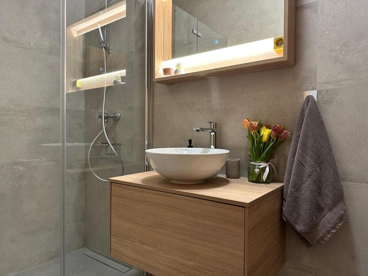 Apartmani Roko Biograd Na Moru Zewnętrze zdjęcie