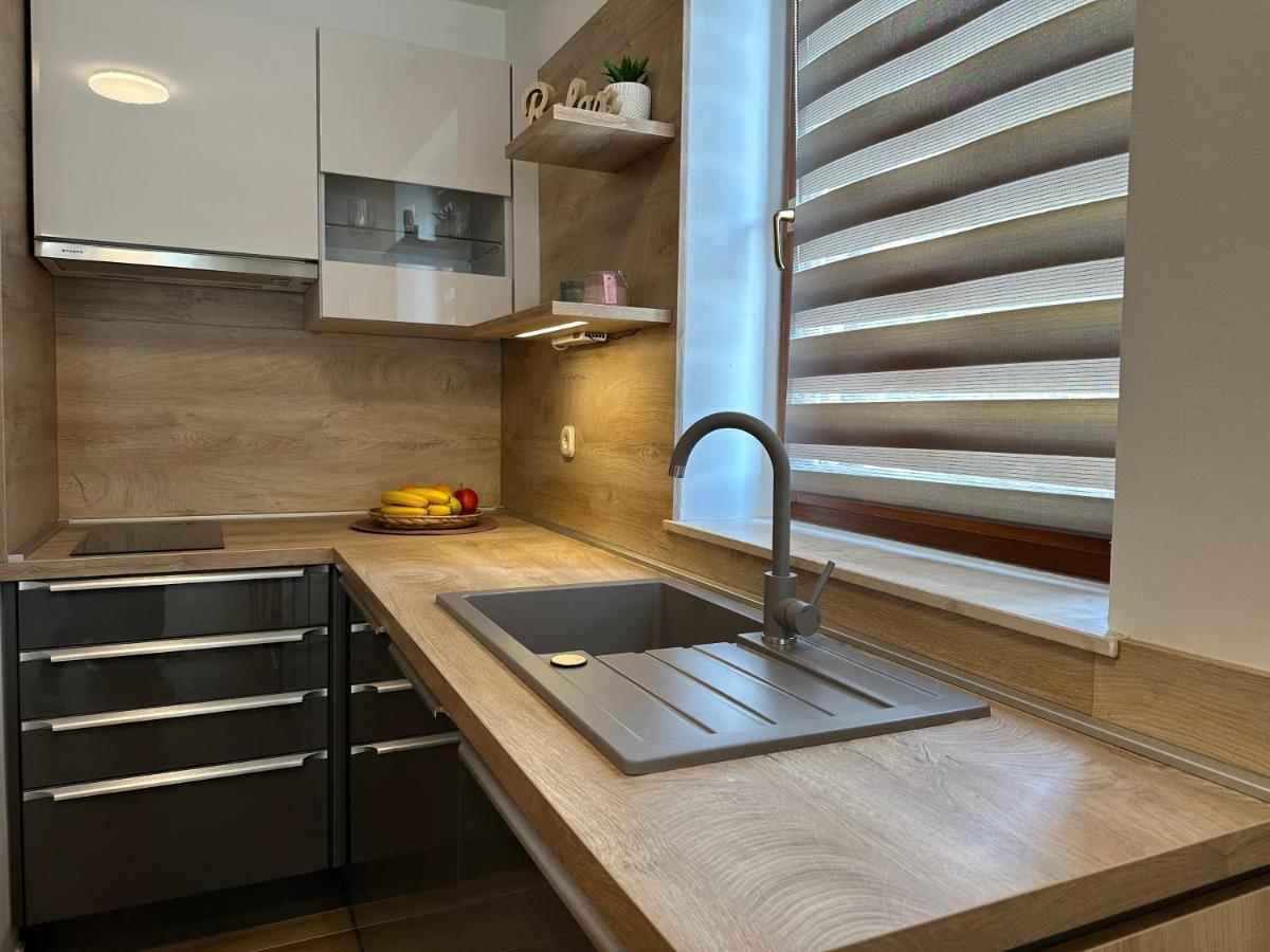 Apartmani Roko Biograd Na Moru Zewnętrze zdjęcie