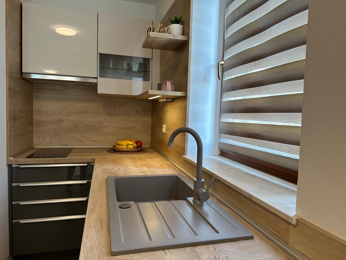 Apartmani Roko Biograd Na Moru Zewnętrze zdjęcie