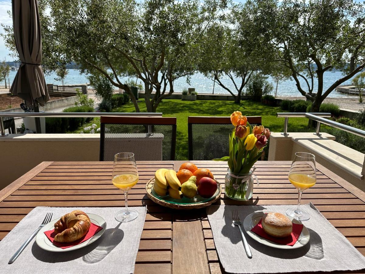Apartmani Roko Biograd Na Moru Zewnętrze zdjęcie