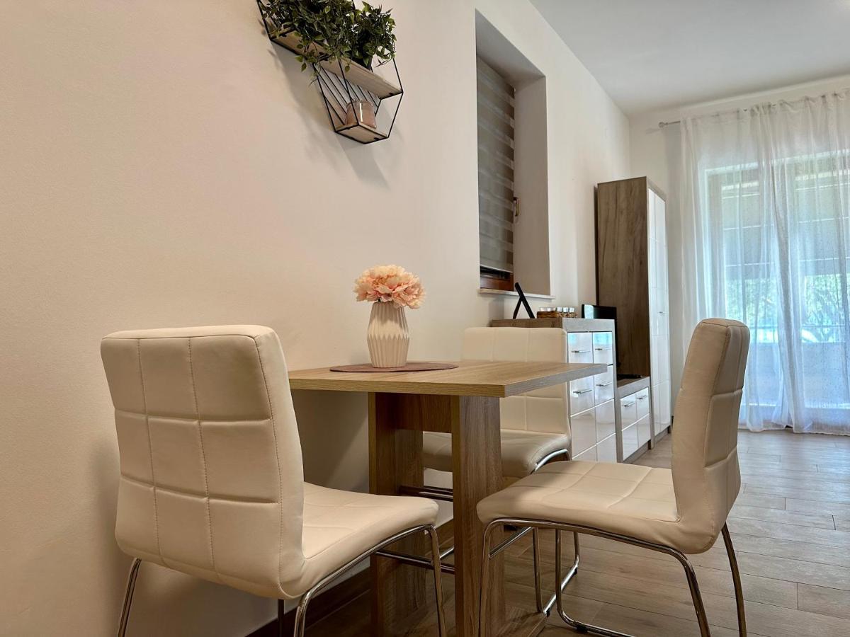 Apartmani Roko Biograd Na Moru Zewnętrze zdjęcie