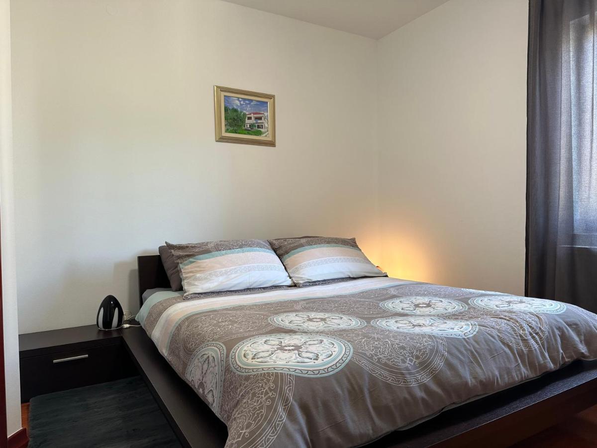 Apartmani Roko Biograd Na Moru Zewnętrze zdjęcie
