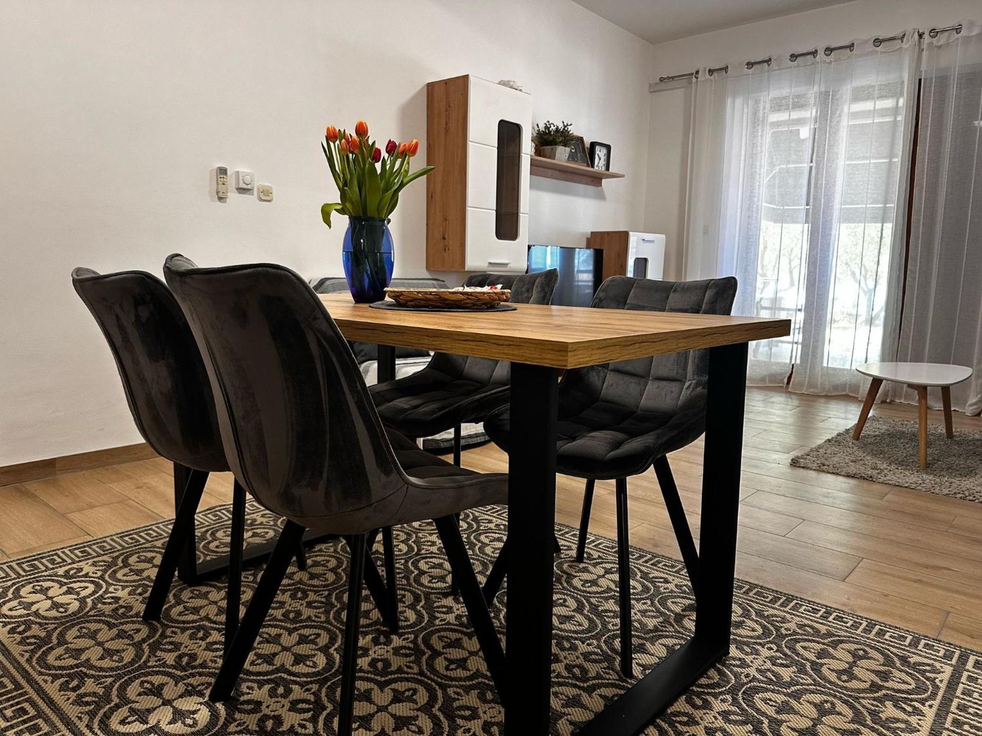 Apartmani Roko Biograd Na Moru Zewnętrze zdjęcie