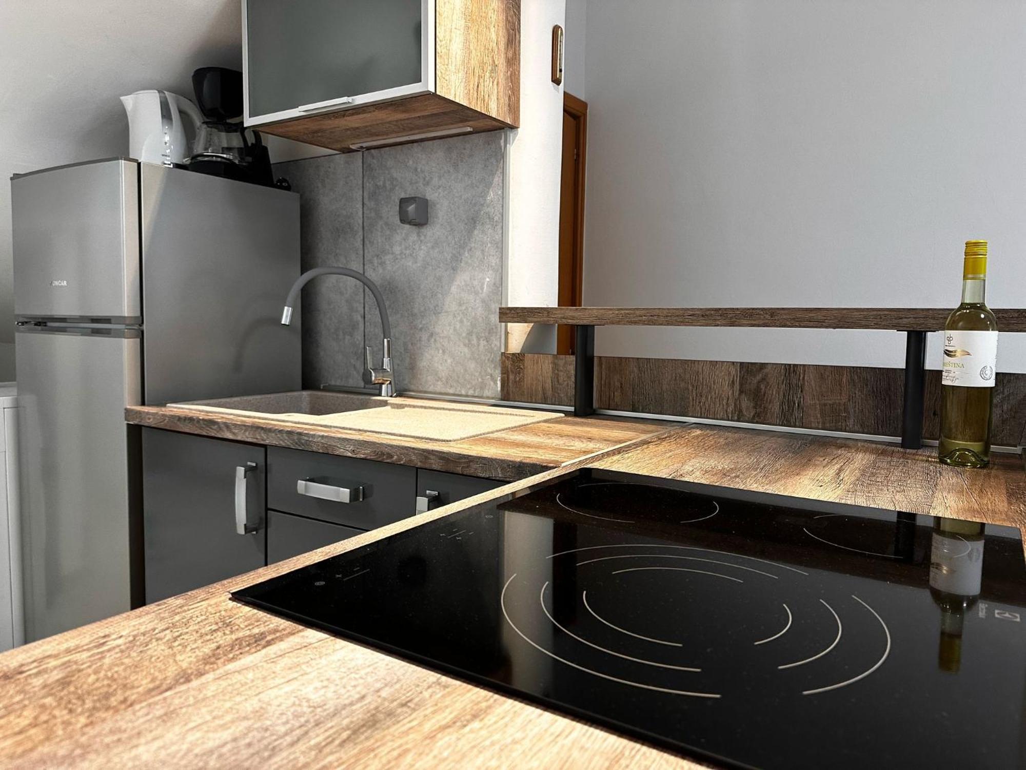 Apartmani Roko Biograd Na Moru Zewnętrze zdjęcie